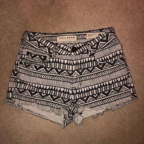 Bullhead Pants - Bullhead Tribal Jean Shorts